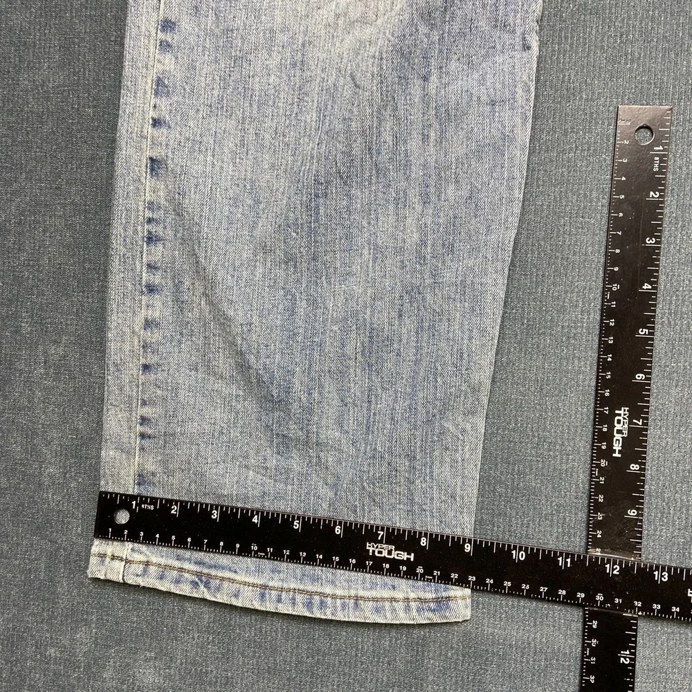 Wrangler Jeans Men 42x30 Blue Denim Low Rise Light Wash Relaxed Fit Straight Leg